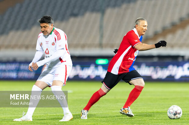 مسابقه فوتبال دوستانه منتخب 98 و پیشکسوتان سرخابی 23