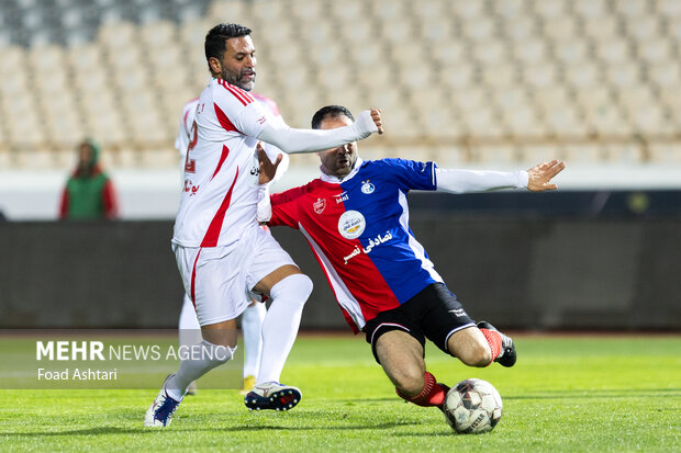 مسابقه فوتبال دوستانه منتخب 98 و پیشکسوتان سرخابی 25