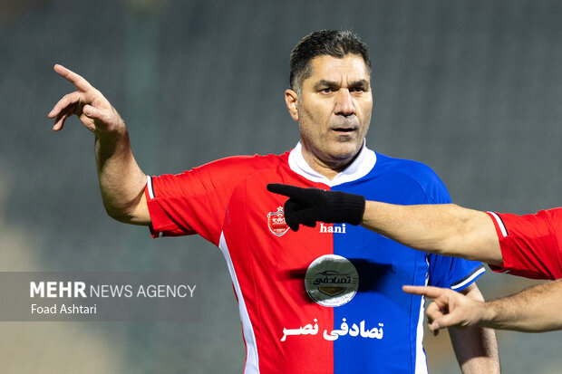 مسابقه فوتبال دوستانه منتخب 98 و پیشکسوتان سرخابی 46