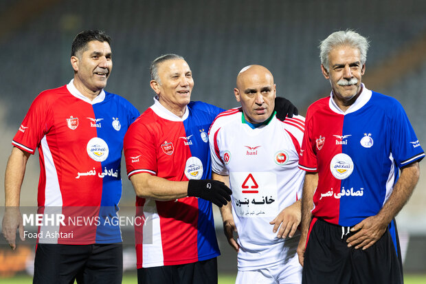 مسابقه فوتبال دوستانه منتخب 98 و پیشکسوتان سرخابی 57