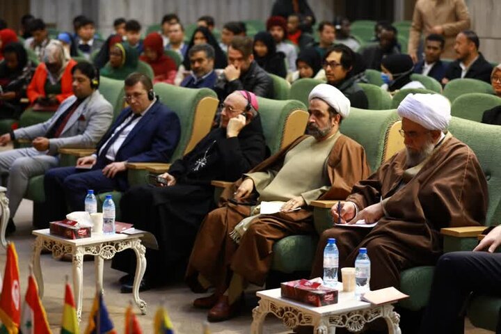 تحصیل بیش از 99درصد دانشجویان دانشگاه اهل بیت از فرهنگها و قارههای مختلف 2