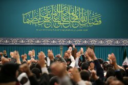 Leader's meeting with General Soleimani’s family members