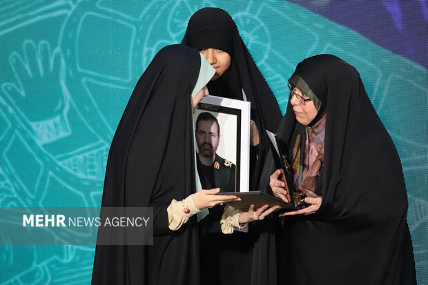 ویژه برنامه "امت مقاومت"