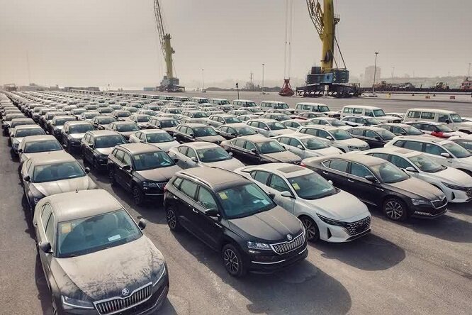افزایش قیمت خودرو شامل قراردادهای فروش فوری و فوق العاده نمی شود