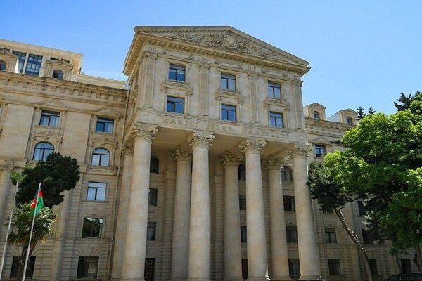 Azerbaycan, İran'ın maslahatgüzarını Dışişleri'ne çağırdı