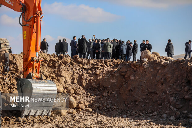 بازدید رئیس کمیسیون عمران مجلس از پروژه های عمرانی آذربایجان شرقی 35