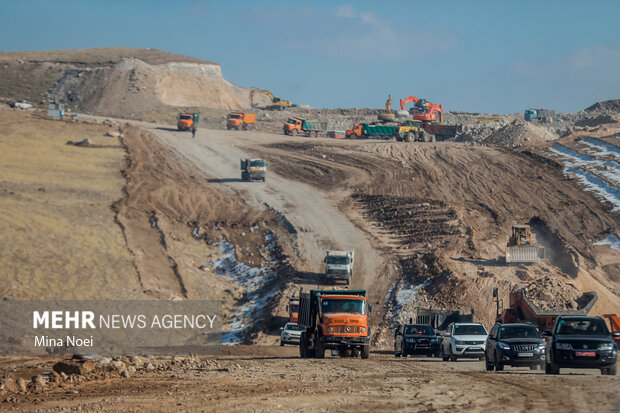 بازدید رئیس کمیسیون عمران مجلس از پروژه های عمرانی آذربایجان شرقی 39