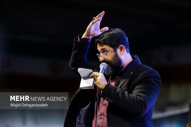 گردهمایی رهروان مکتب شهید سلیمانی در گلزار شهدای کرمان