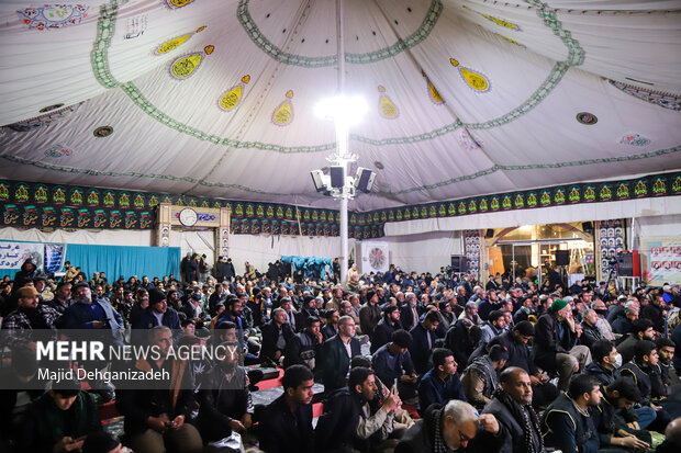 گردهمایی رهروان مکتب شهید سلیمانی در گلزار شهدای کرمان