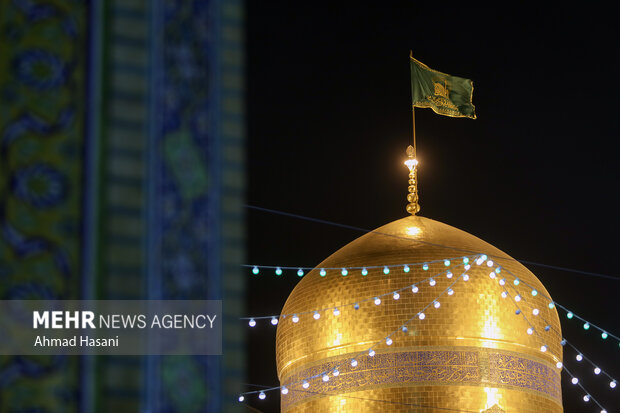 حال و هوای حرم مطهر رضوی در شب میلاد امام محمد باقر (ع)