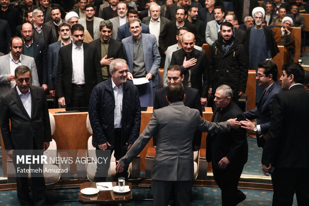 اختتامیه جشنواره تولیدات رسانه ای گزینش کل کشور اختتامیه جشنواره تولیدات رسانه ای گزینش کل کشور