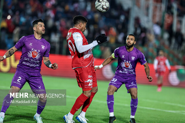 لیگ برتر فوتبال - پرسپولیس و هوادار