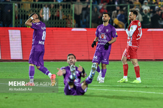 لیگ برتر فوتبال - پرسپولیس و هوادار