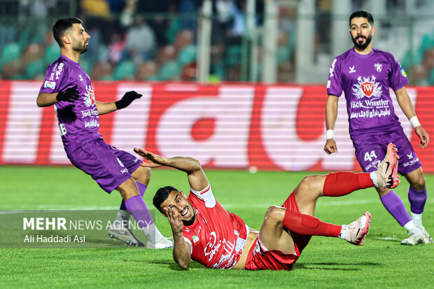 لیگ برتر فوتبال - پرسپولیس و هوادار