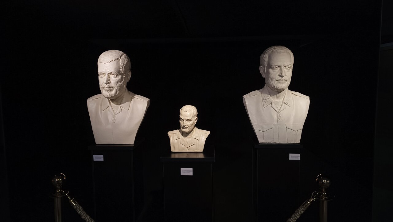 نقاشان «جمال حبیب» سردار دلها را به عالی آوردند نقاشان «جمال حبیب» سردار دلها را به عالی آوردند