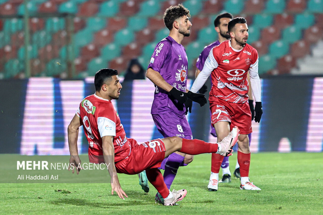 لیگ برتر فوتبال - پرسپولیس و هوادار