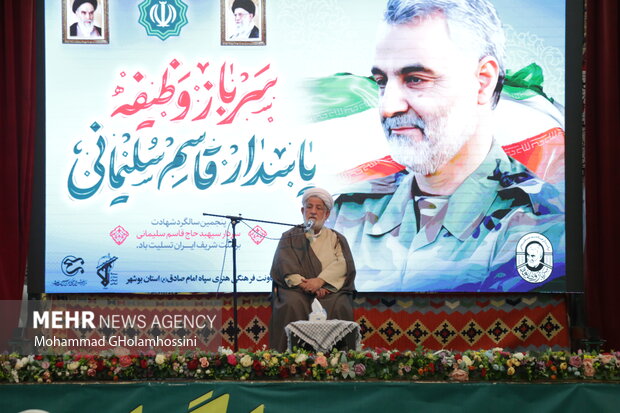 شهید سلیمانی یک عمر مشغول مجاهدت بود