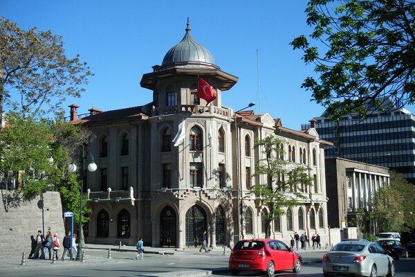 Yunus Emre Enstitüsü'nde donaldırıcılık soruşturması: 11 gözaltı Yunus Emre Enstitüsü'nde donaldırıcılık soruşturması: 11 gözaltı