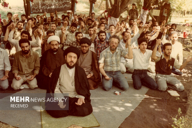 شهید آیت الله سید محمدباقر حکیم 23