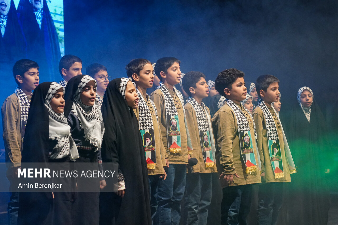 جشنواره،هنرمندان،سرود،استان،رتبه،موسيقي،گروه،بسيج،مراسم،سازم ...