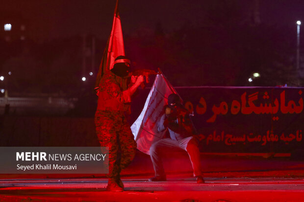 نمایشگاه مرد میدان در اهواز