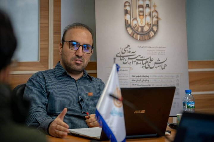 توسعه مکانهای مذهبی منجر به توسعه فضای مذهبی نمیشود؛ باید فضای معنادار امر قدسی ایجاد کرد