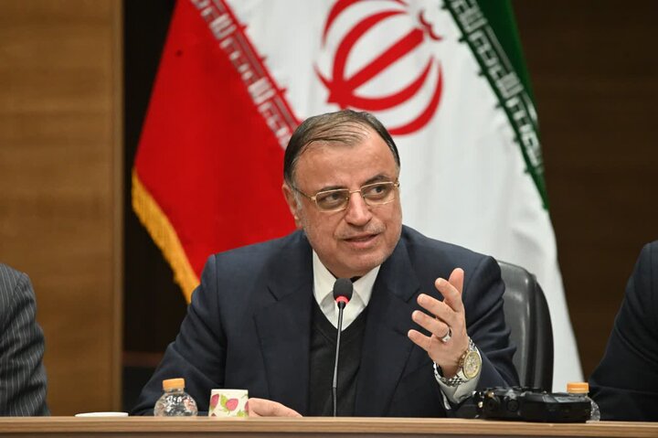 امنیت غذایی مردم از اهمیت ویژه ای برخوردار است امنیت غذایی مردم از اهمیت ویژه ای برخوردار است