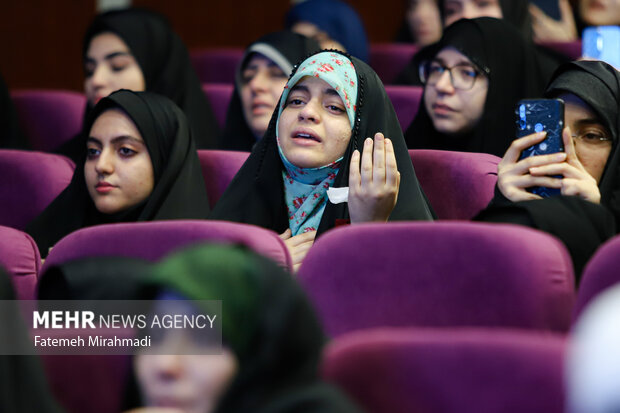 مراسم اولین سالگرد شهیده فائزه رحیمی 17