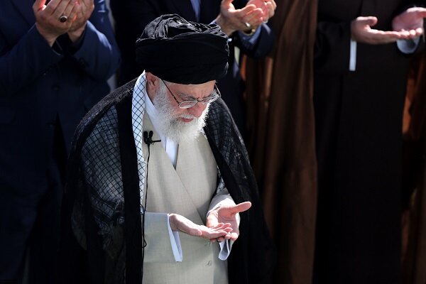 بیانات رهبر انقلاب پیرامون دعای «یا مَن اَرجوُه لِکُلّ خَیر» بیانات رهبر انقلاب پیرامون دعای «یا مَن اَرجوُه لِکُلّ خَیر»