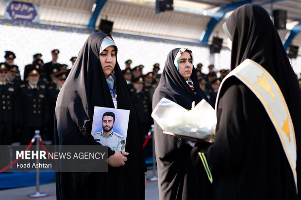 مراسم دانش آموختگی دانشگاه علوم انتظامی با حضور رئیس جمهور 24