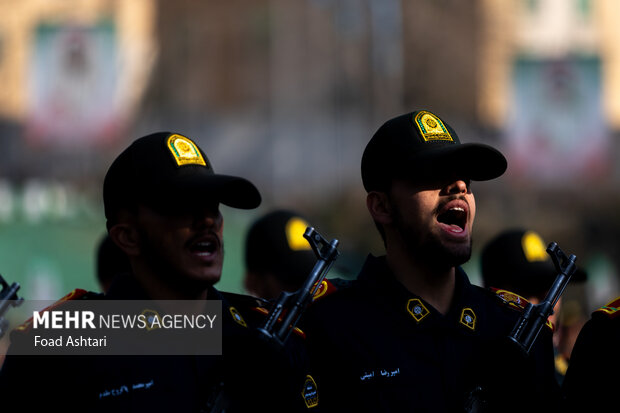 مراسم دانش آموختگی دانشگاه علوم انتظامی با حضور رئیس جمهور مراسم دانش آموختگی دانشگاه علوم انتظامی با حضور رئیس جمهور