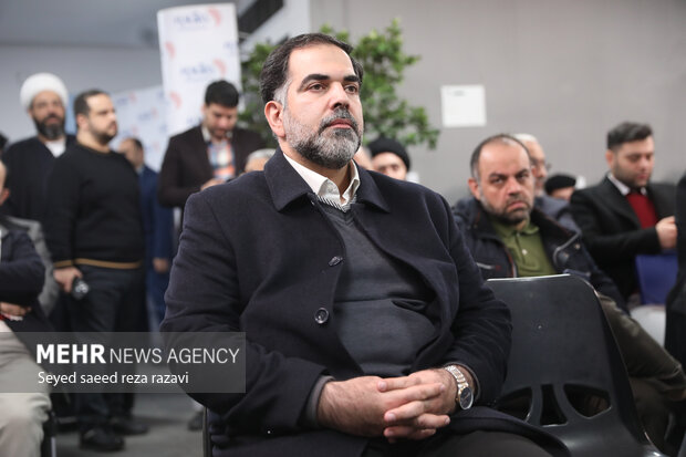 رونمایی از کتاب «آفاق دانایی» 20