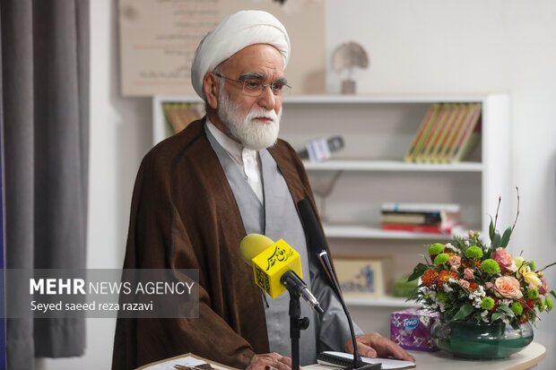 رونمایی از کتاب «آفاق دانایی» 37