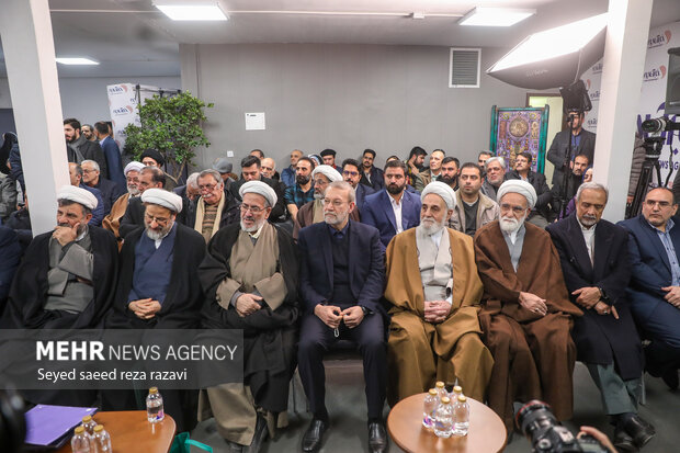 رونمایی از کتاب «آفاق دانایی» 43