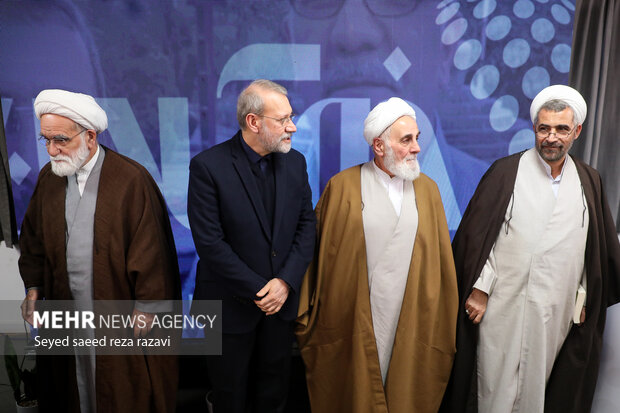 رونمایی از کتاب «آفاق دانایی» 60