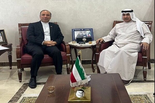 İranlı büyükelçi, Kuveyt'te konsolosluk yetkilisiyle görüştü İranlı büyükelçi, Kuveyt'te konsolosluk yetkilisiyle görüştü