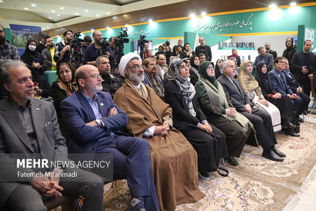 سومین نمایشگاه دستاوردها و ظرفیتهای شرکتهای دانشبنیان و خلاق 6