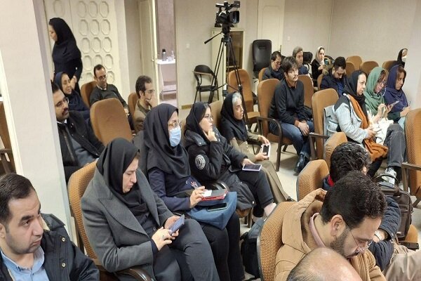 هوش مصنوعی، جایگزینی برای خلاقیت روزنامهنگاری نیست