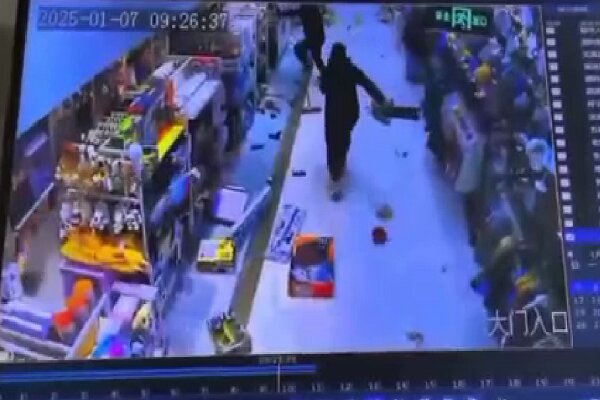 Çin'de depremin anından görüntüler Çin'de depremin anından görüntüler