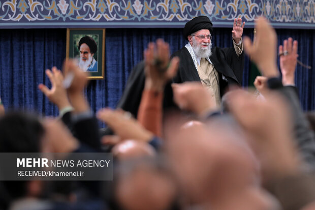 دیدار مردم قم با رهبر معظم انقلاب اسلامی 2