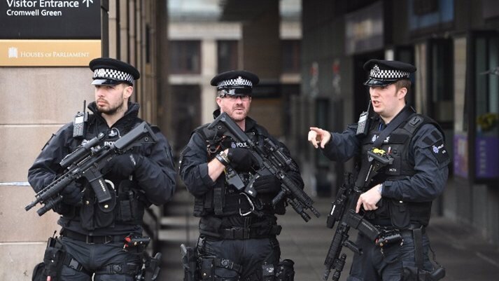 Regent Street in London evacuated due to ‘bomb threat’