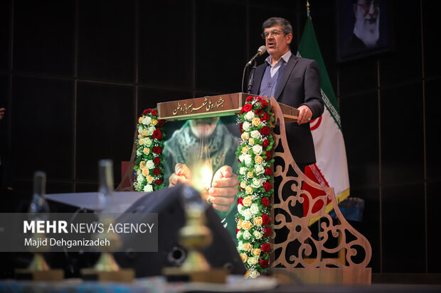 دومین جشنواره ملی شعر سرباز وطن در مهریز