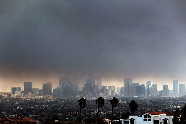 5 people have died in wildfires in the Los Angeles area