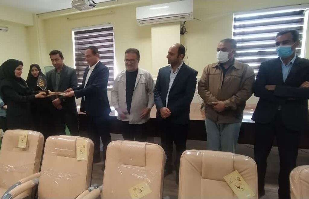 کارگاههای دانش افزایی دبیران نظری در گناوه برگزار شد