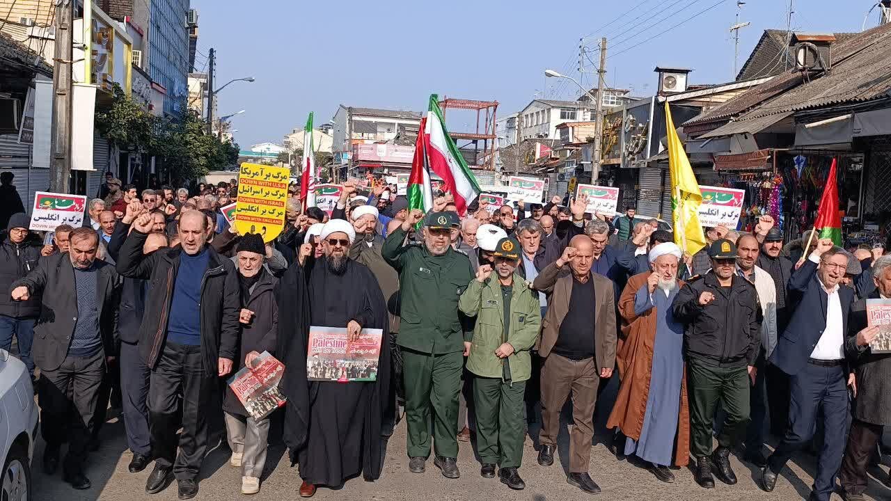 راهپیمایی «جمعه خشم» در بندر مرزی آستارا