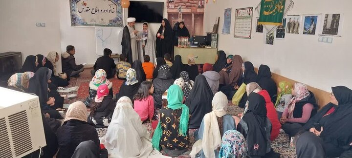 ویژهبرنامههای فرهنگی و هنری در محلات کمبرخوردار لرستان اجرا شد