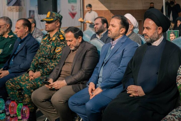 تندیس شهید حاج قاسم سلیمانی در شرق تهران رونمایی شد تندیس شهید حاج قاسم سلیمانی در شرق تهران رونمایی شد