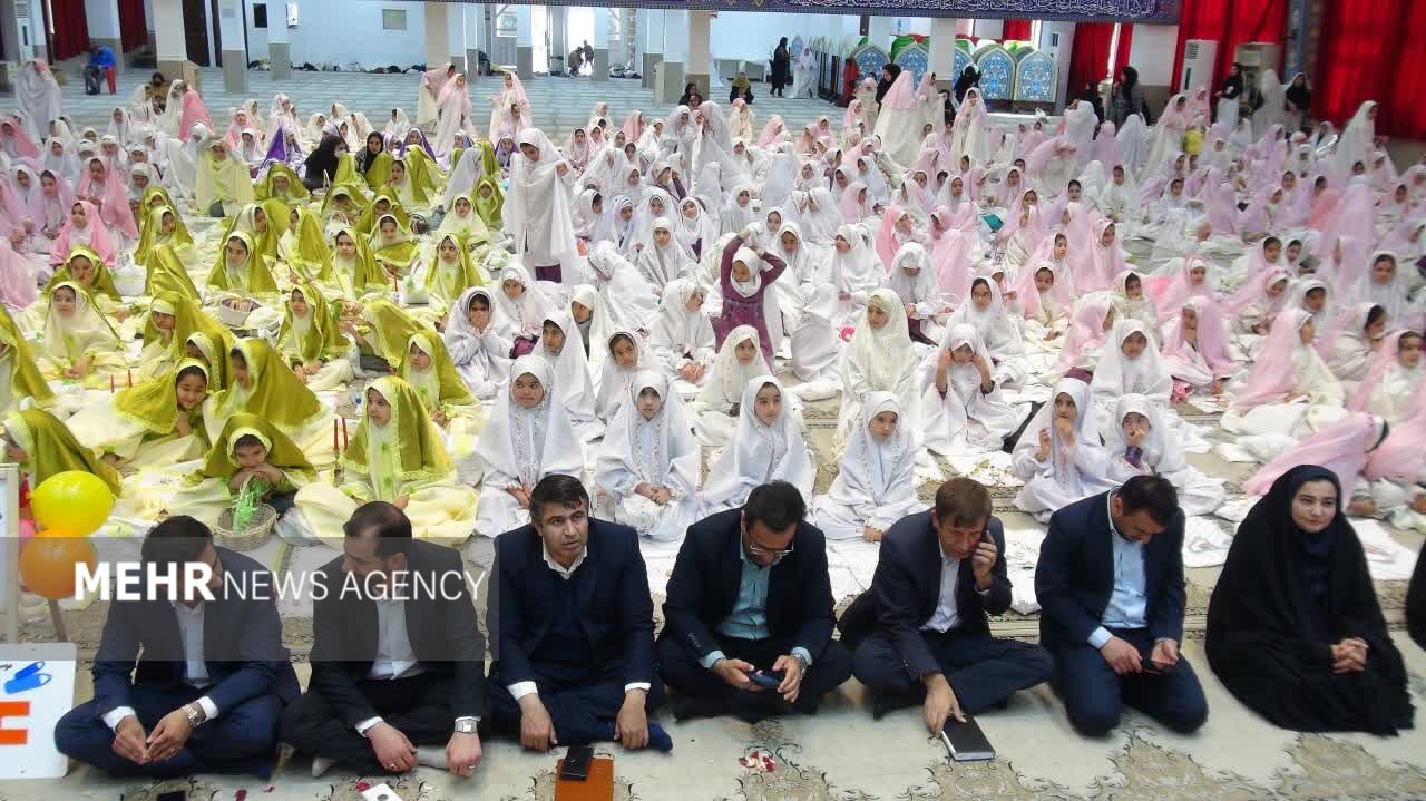 آثار نماز در زندگی مشهود و محسوس است؛ برگزاری جشن تکلیف دانش ...