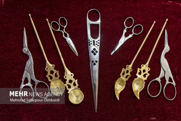 سفر وزیر میراث به خوزستان و پیشنهاد موزه در مدارس سفر وزیر میراث به خوزستان و پیشنهاد موزه در مدارس