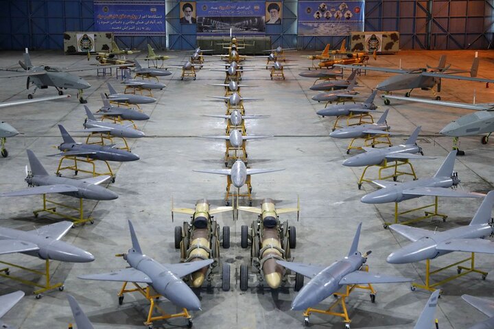 Drone-drone Iran yang dilibatkan dalam latihan militer besar-besaran negara tersebut.